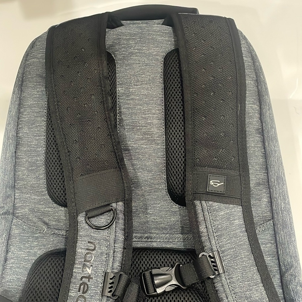 Naztech Smartpack Multi-Utility Travel Backpack. - Picture 4 of 14